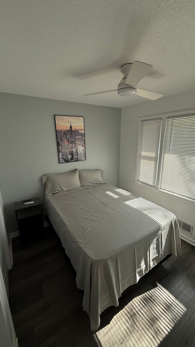 Photo - 422 Powell Mill Rd