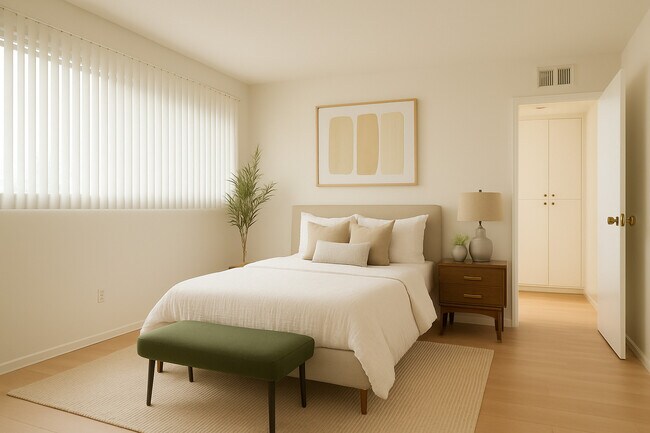 Photo - 4248 Whitsett Ave