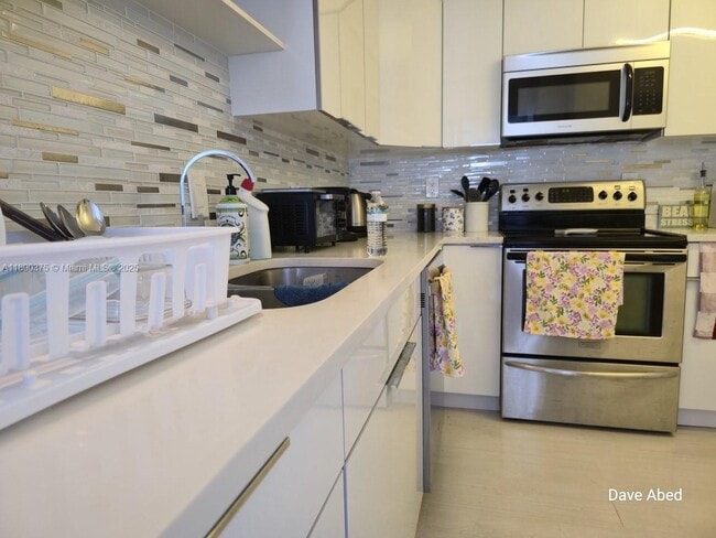 Photo - 3600 Galt Ocean Dr Unidad 14C