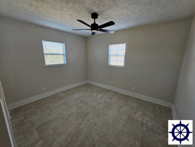 Photo - 7514 Jefferson Ave