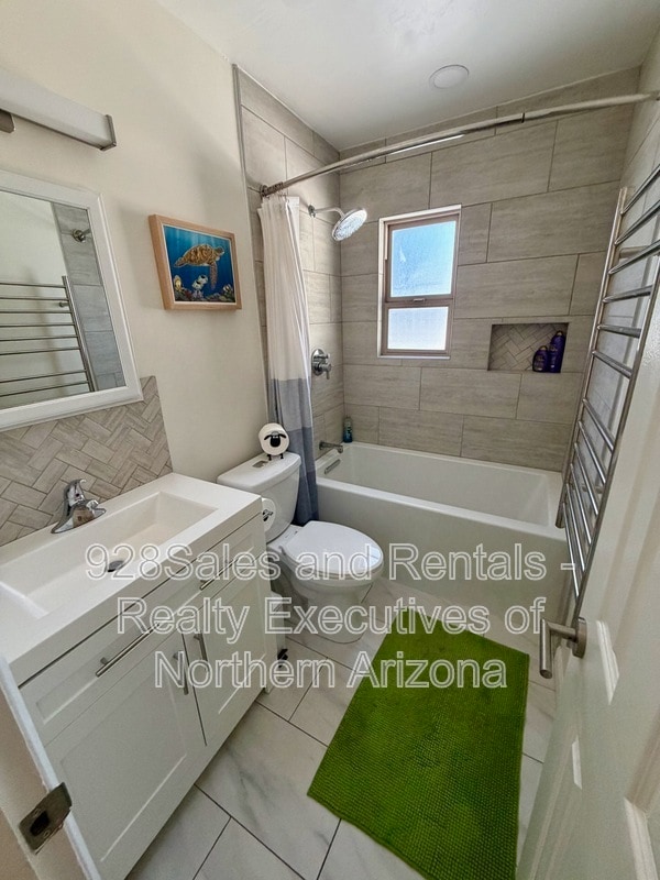 Photo - 1928 N Lynn Dr