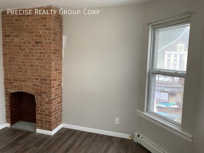 Photo - 12 Cedar Pl Unit 2