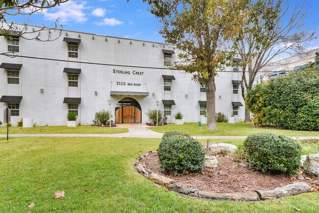 Photo - 3110 Red River St Unit 221