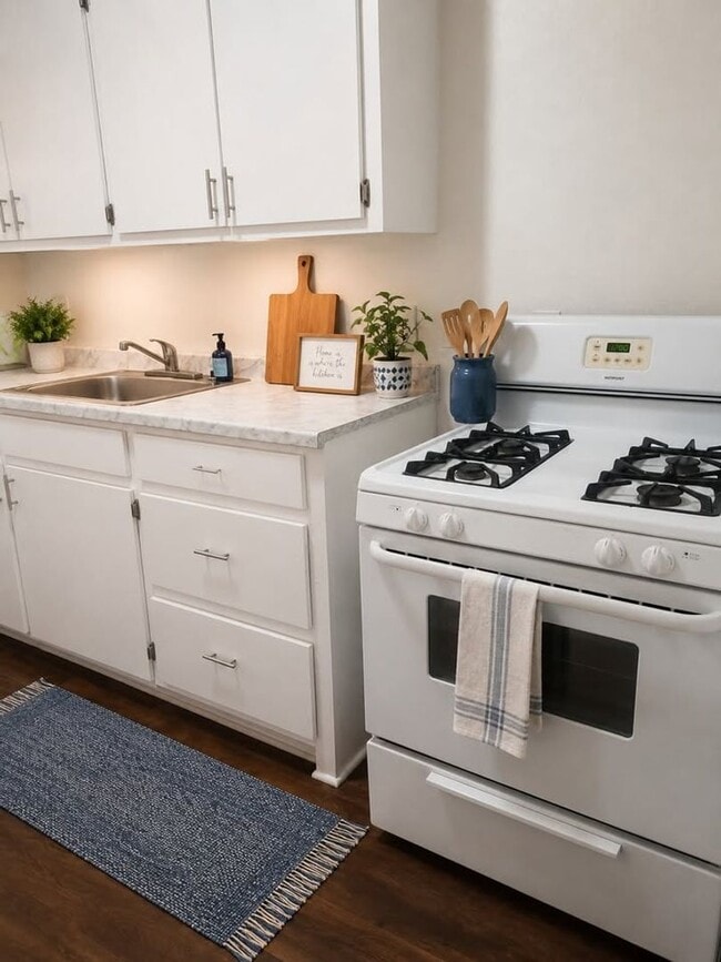 Photo - 5016 Drexel Ave