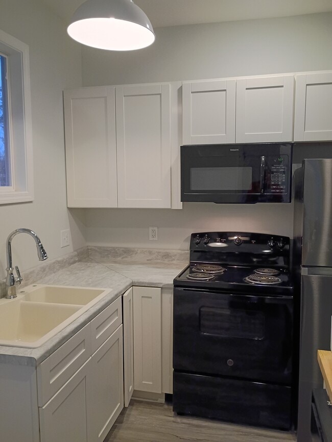 Photo - 121 Rose Lk Dr