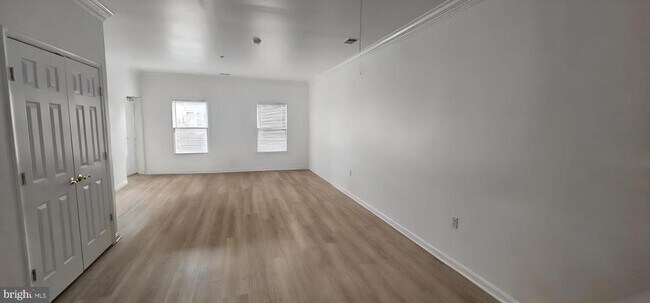 Photo - 422 Main St Unit 300