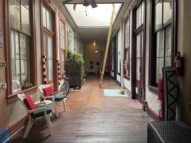 Photo - 2116 The Strand Unit 202