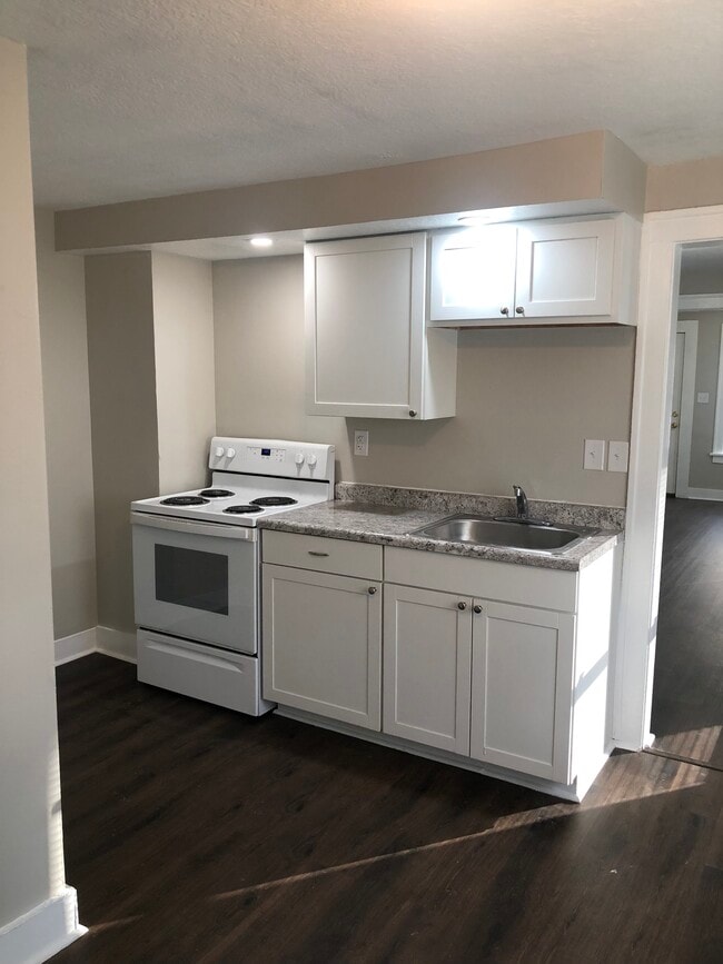 Building Photo - 132-136 George Unit 132-5