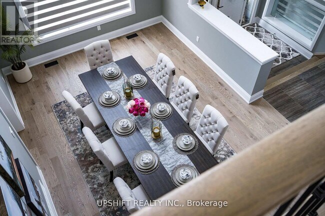Photo - 141 Springside Cres