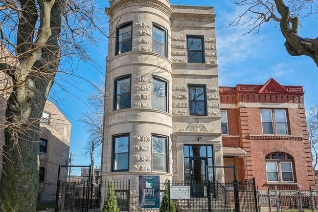 Photo - 5021 S Indiana Ave Condo Unit 5R