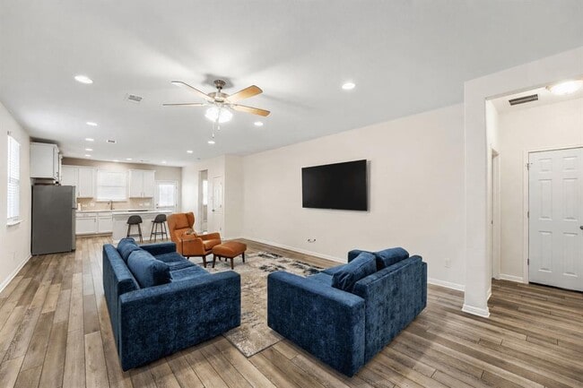 Photo - 12104 Tolson Dr
