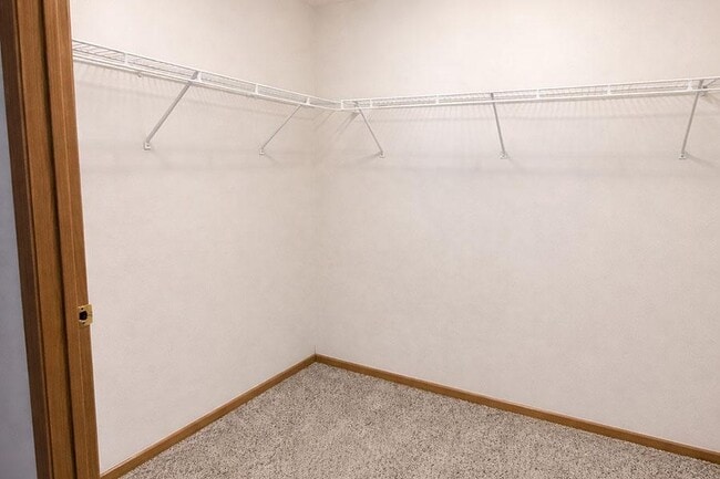 SUNDANCE MARSHALLTOWN APARTMENTS