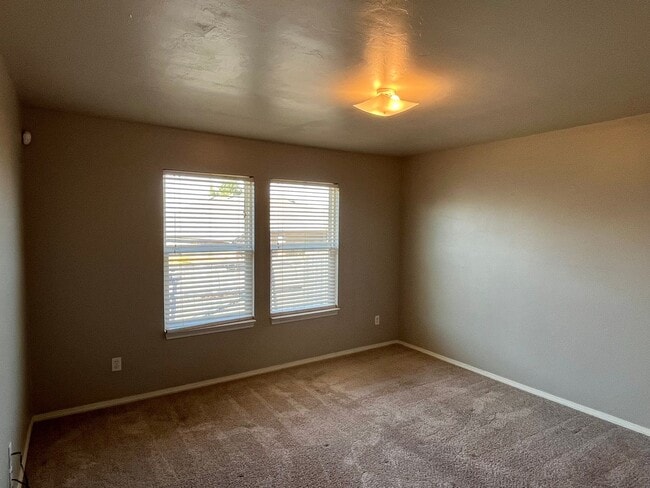 Photo - Cute 3 Bed, 2 Bath In Deer Creek Schools