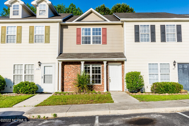 Photo - 104 Spring Meadow Cir Townhome