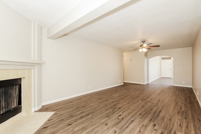 Photo - 23837 N 40th Dr