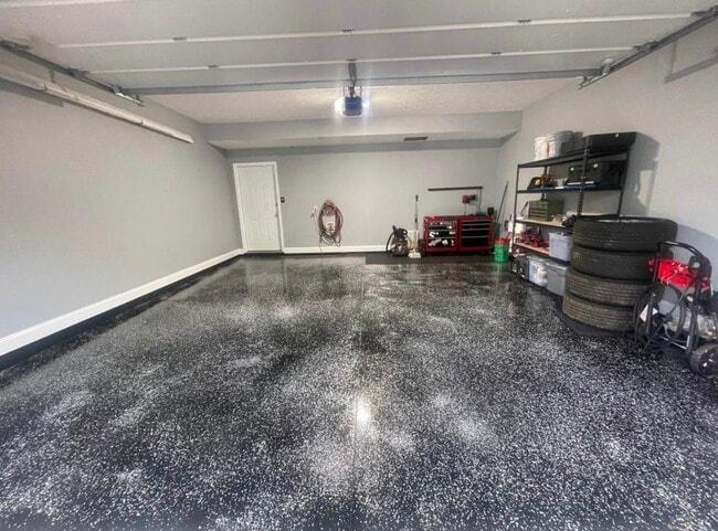 Photo - 2690 Gardenia Ave