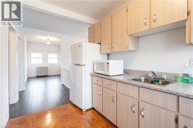 Photo - 80 St Clair Ave