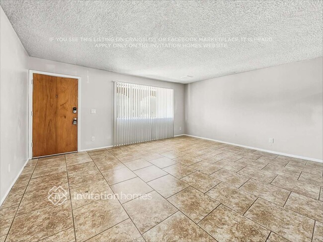 Photo - 5630 W Hubbell St