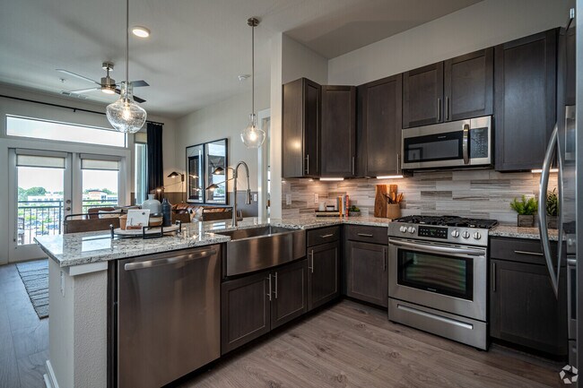 Get 10 WEEKS FREE – Limited-Time Move-In S... - Get 10 WEEKS FREE – Limited-Time Move-In S... Unidad 27SLH2 Rental