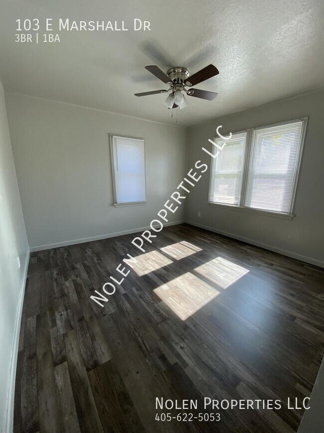 Photo - 103 E Marshall Dr