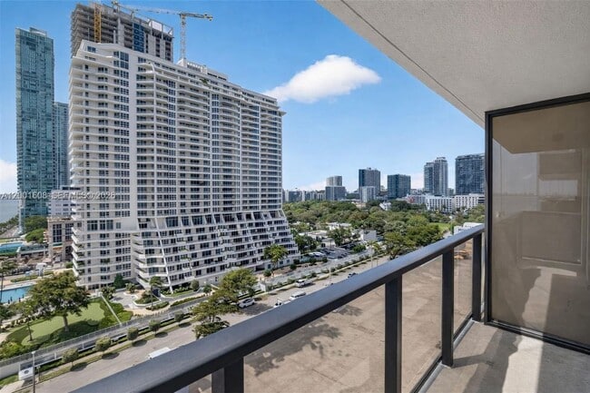 Photo - 600 NE 36th St Unit 1220