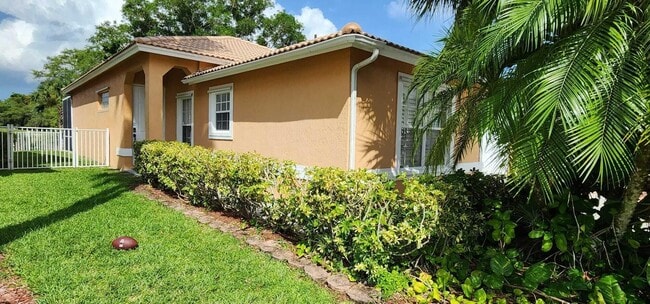 Photo - 146 Prestige Dr Casa