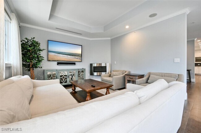 Photo - 433 5th St S