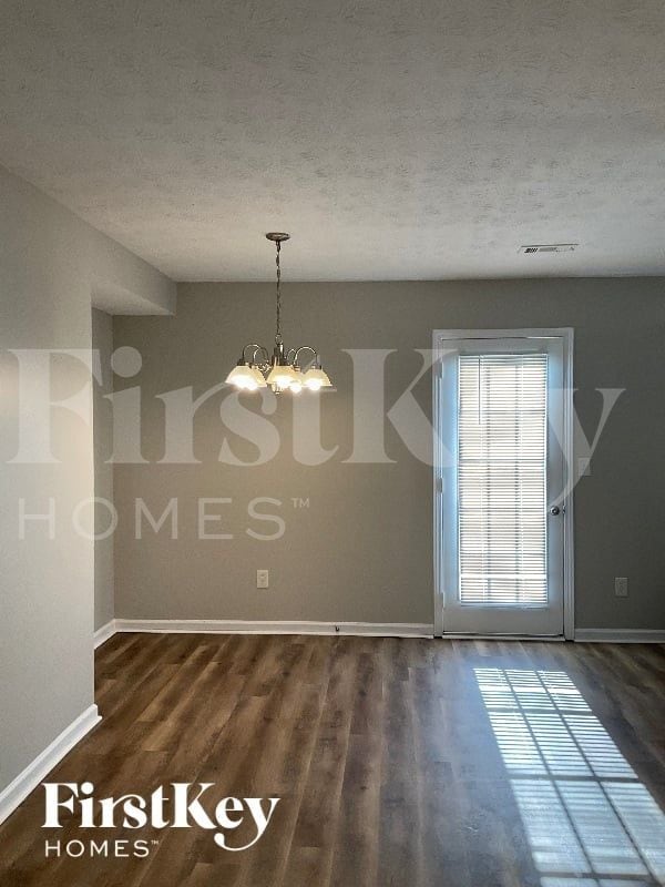 Photo - 1219 Mable St SW