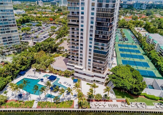 Photo - 2333 Brickell Ave Unidad 1803