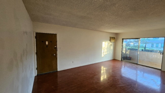 Photo - 8315 Clinton Ave Unit 8