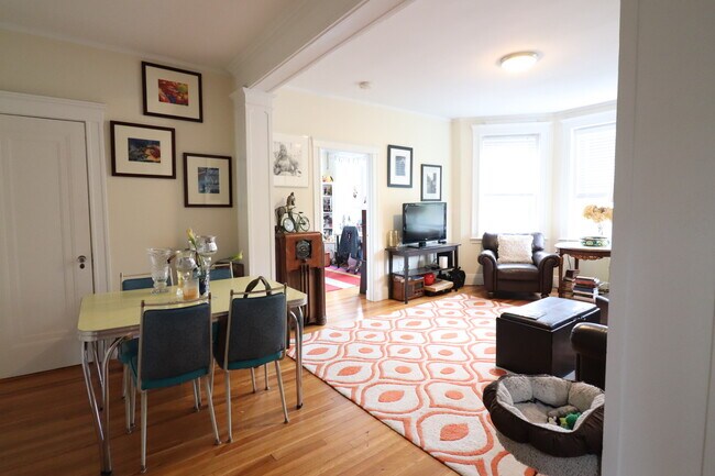 Photo - 30 Addington Rd Unit 3