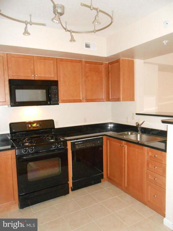 Photo - 851 N Glebe Rd Unit 1210