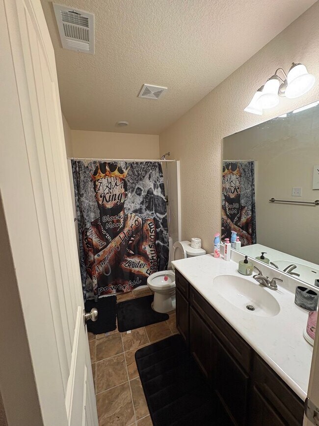 Photo - Beautiful 5 bedroom