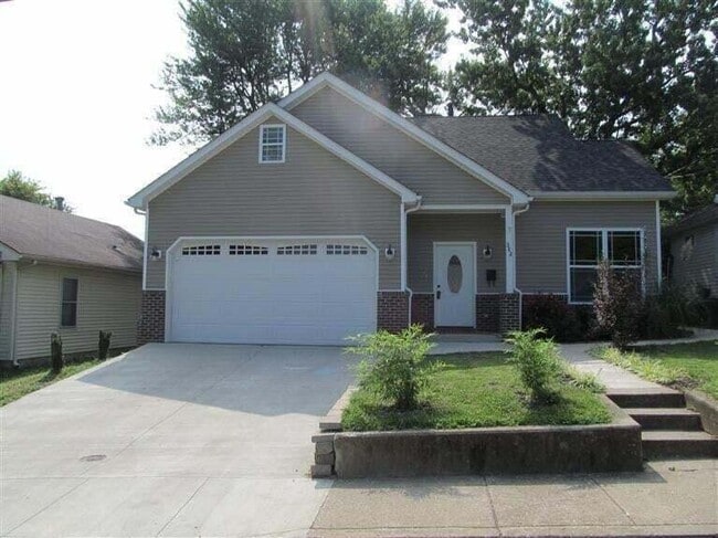 Photo - 382 Preston Ave