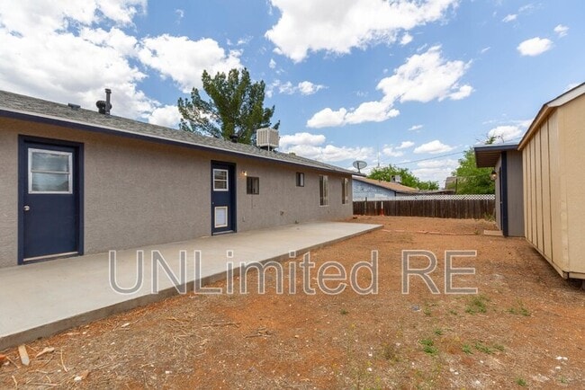 Photo - 837 S 5th St