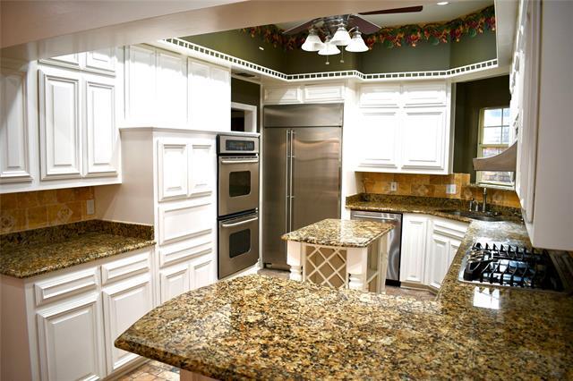 Photo - 908 McCoy Dr