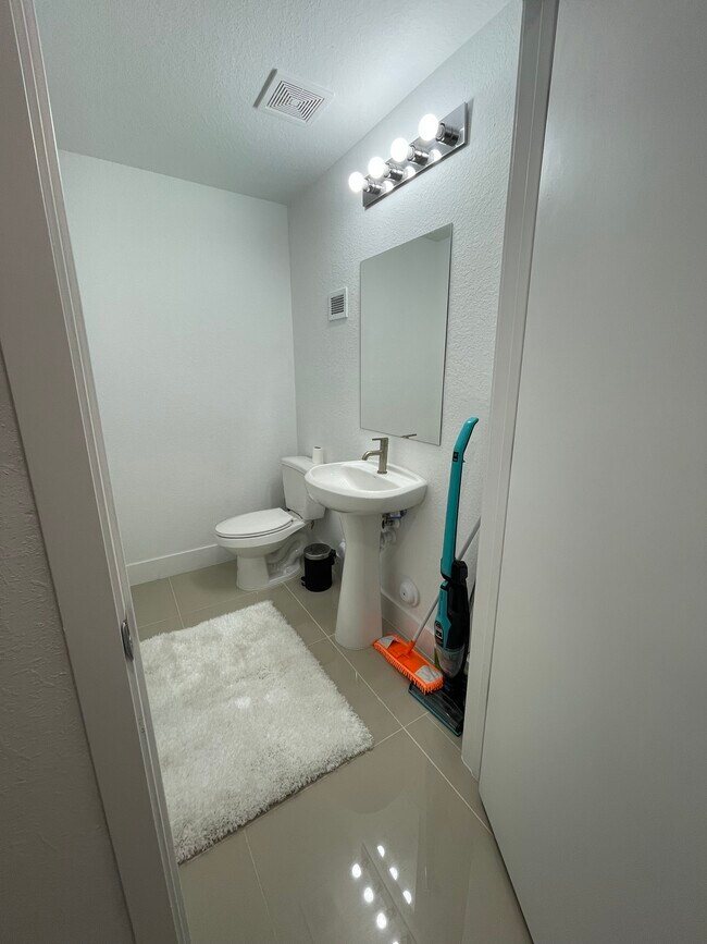 Photo - 25887 SW 145th Ave