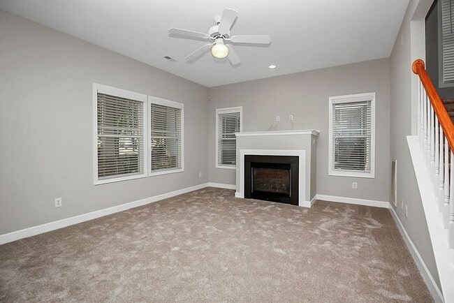 Photo - Charming 3BD/2.5BA Home in Crosswinds Community!