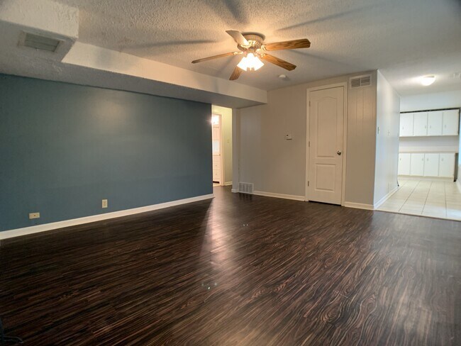 Photo - 1014 66th St