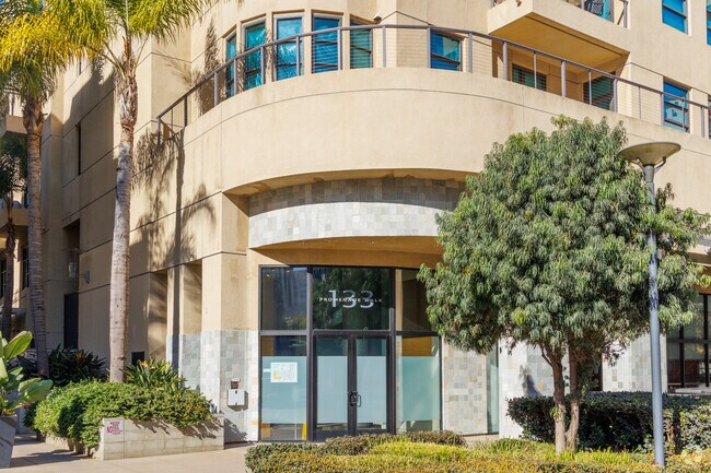 Entrada - 133 Promenade Walk