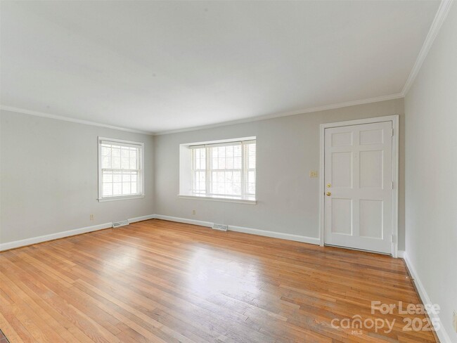 Photo - 3630 Moultrie St