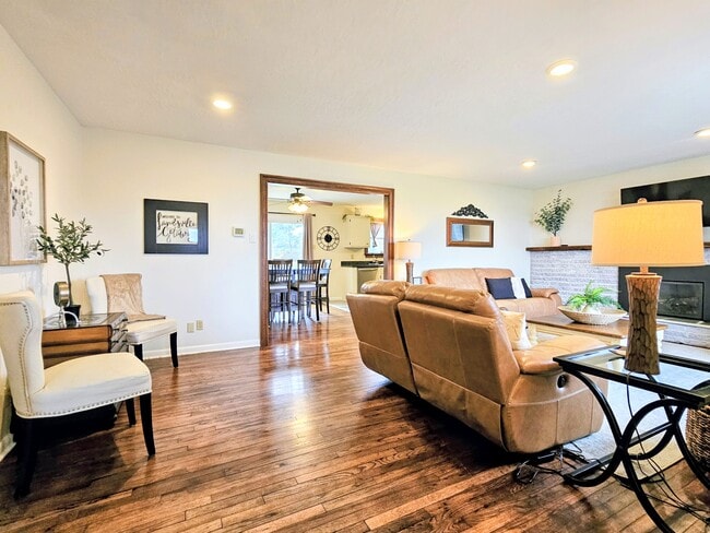 Photo - 1329 Landisville Rd