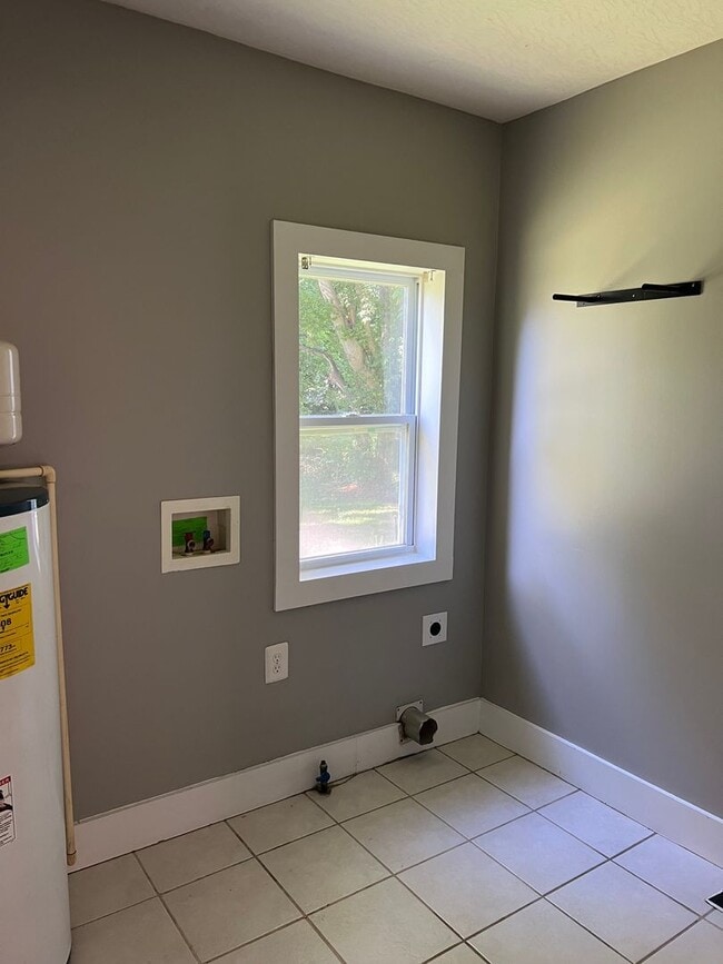 Photo - 3 Bed/1 Bath House