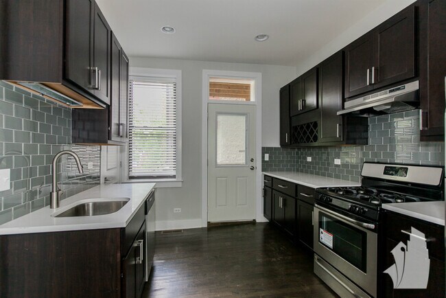 Photo - 1952 W Nelson St Unidad 1946-1W