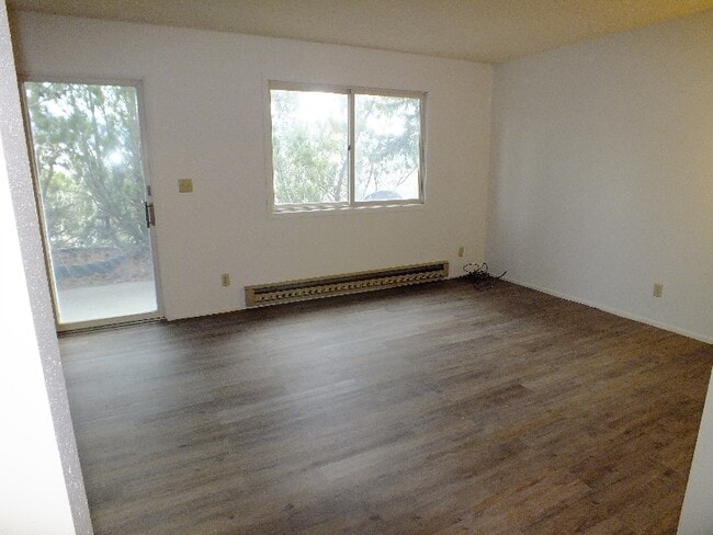 Photo - 420 W Montana St