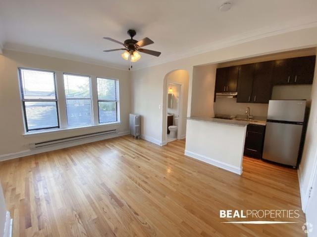 Building Photo - 1 bedroom in CHICAGO IL 60640 Unit 412 Rental