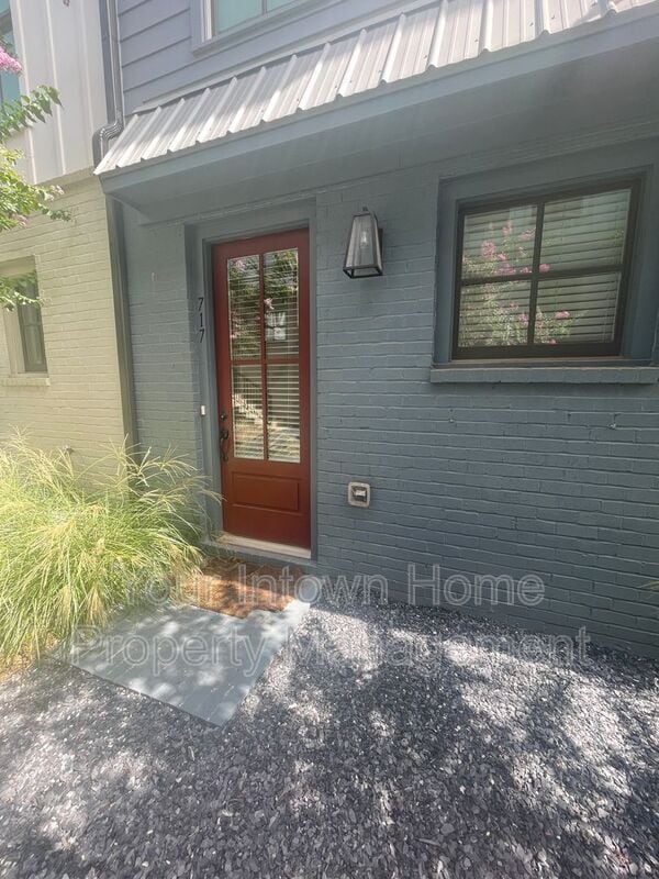 Photo - 717 Perch Pl