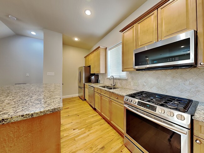 Photo - 3816 Haskell Ct