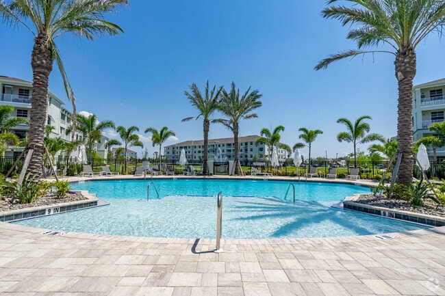 Building Photo - The Palms at Cape Coral Rental