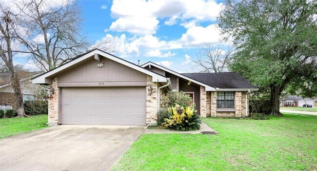 Photo - 919 Mountain Meadows Dr Casa